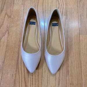 NWOT N.Y.L.A. Brand pink/peach satin flats